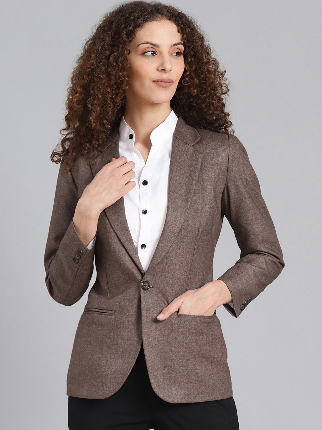 

Shaftesbury London Self-Design Slim-Fit Single-Breasted Blazer, Brown