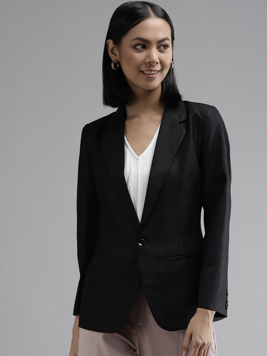 

Shaftesbury London Slim-Fit Single-Breasted Formal Blazer, Black