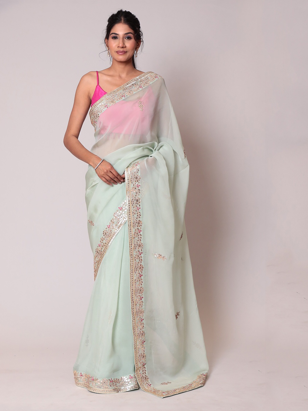 

ZARI Floral Embroidered Gotta Patti Saree, Green