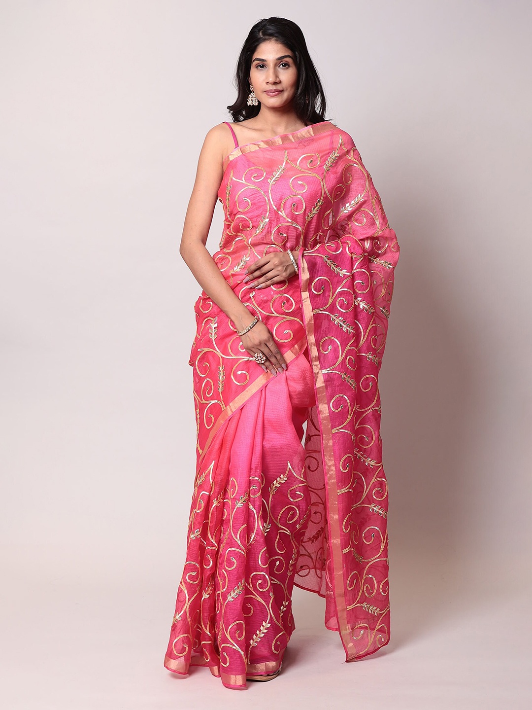 

ZARI Floral Embroidered Zari Organza Saree, Peach