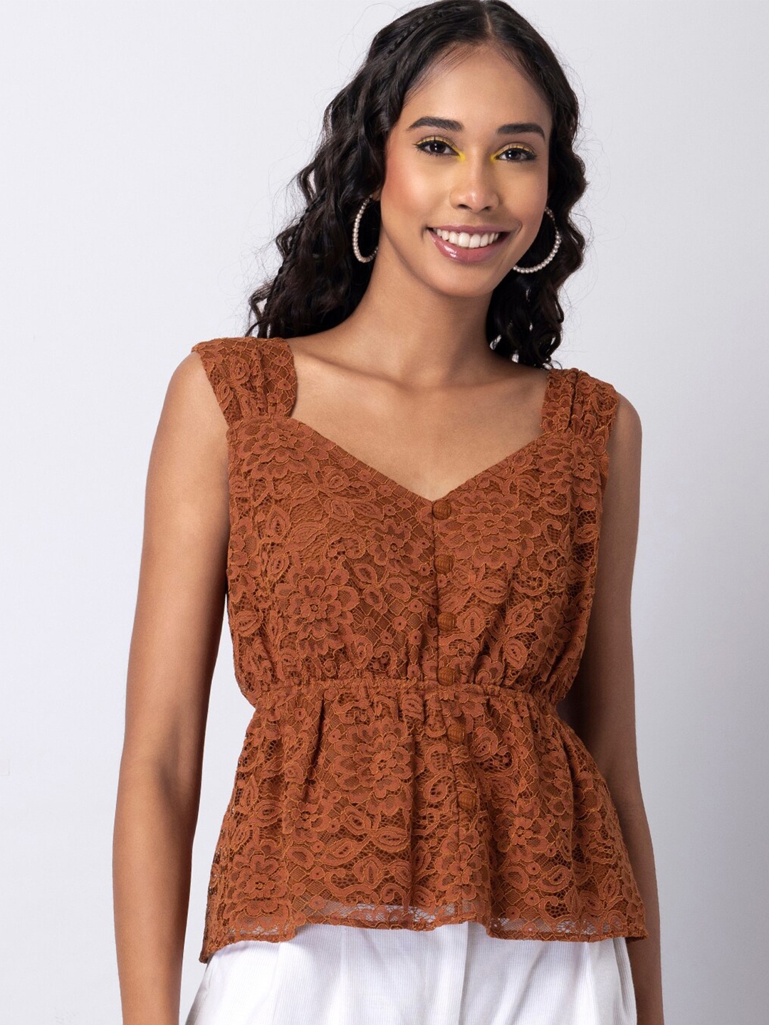 

FabAlley Sweetheart Neck Sleeveless Cinched Waist Top, Brown