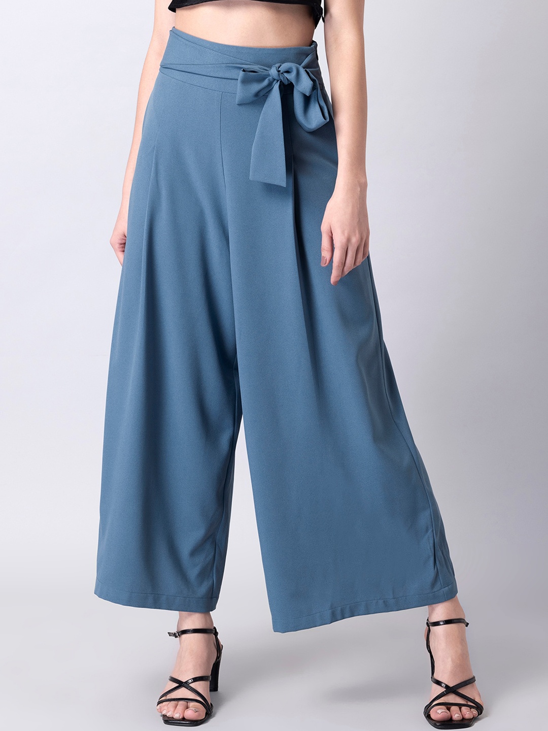 

FabAlley Women Straight Fit Pleated Parallel Trousers, Blue