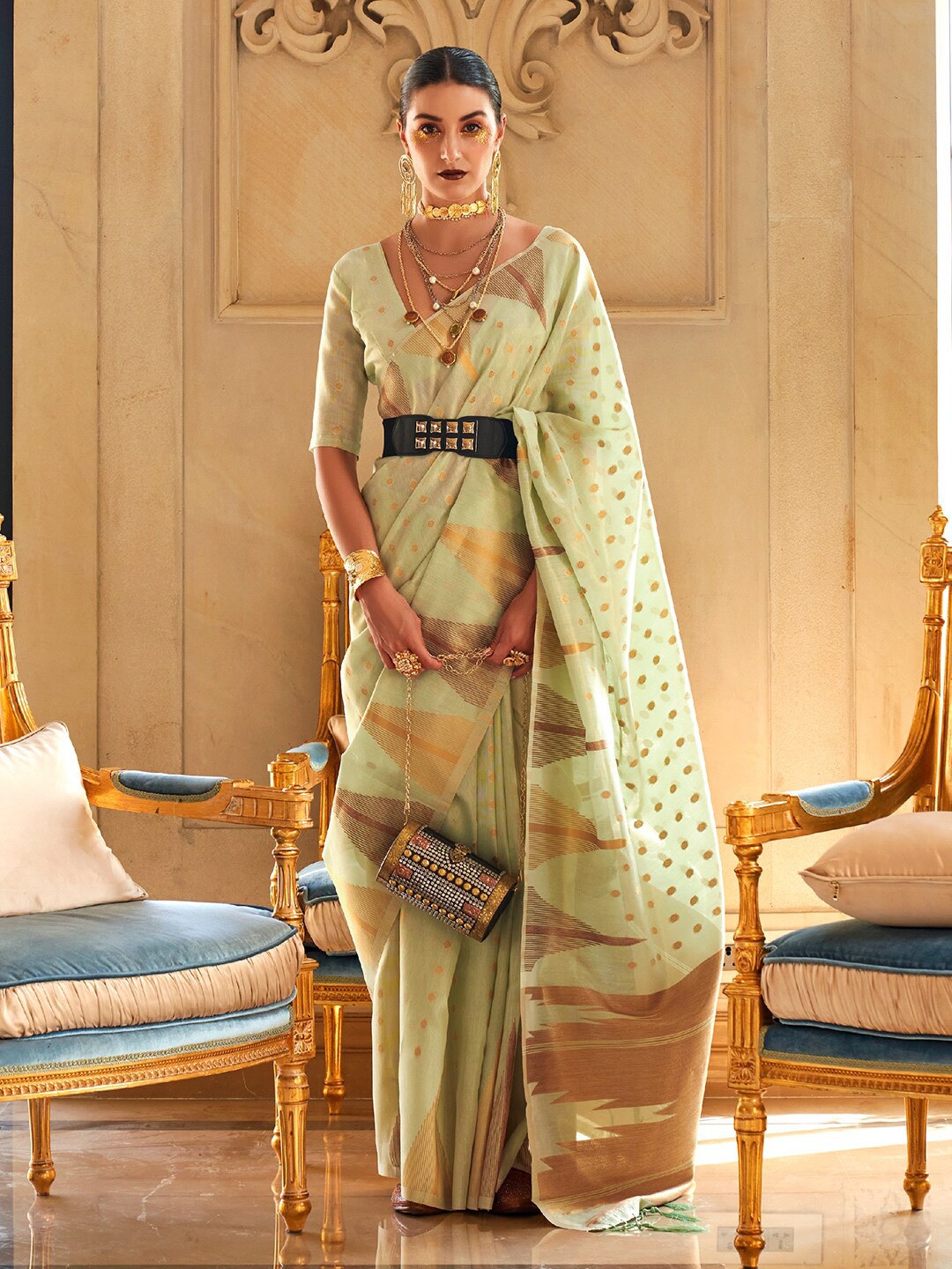 

KARAGIRI Ethnic motif Woven Design Zari Saree, Green