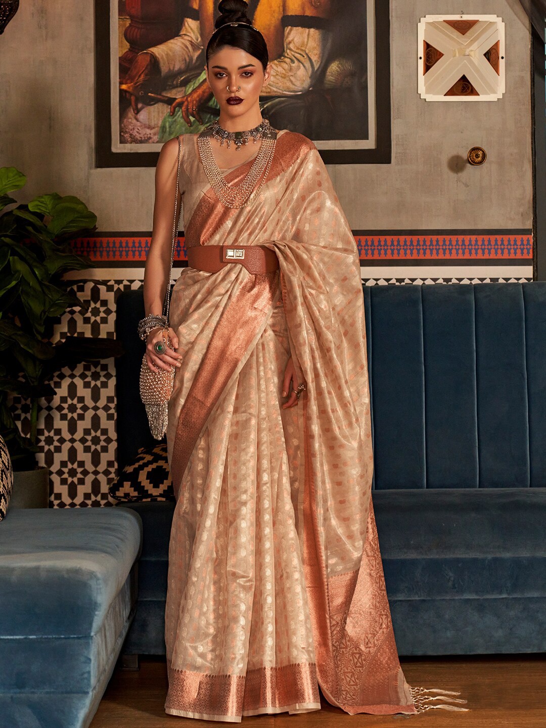 

KARAGIRI Ethnic Motif Silk Blend Kanjeevaram Zari Saree, Beige
