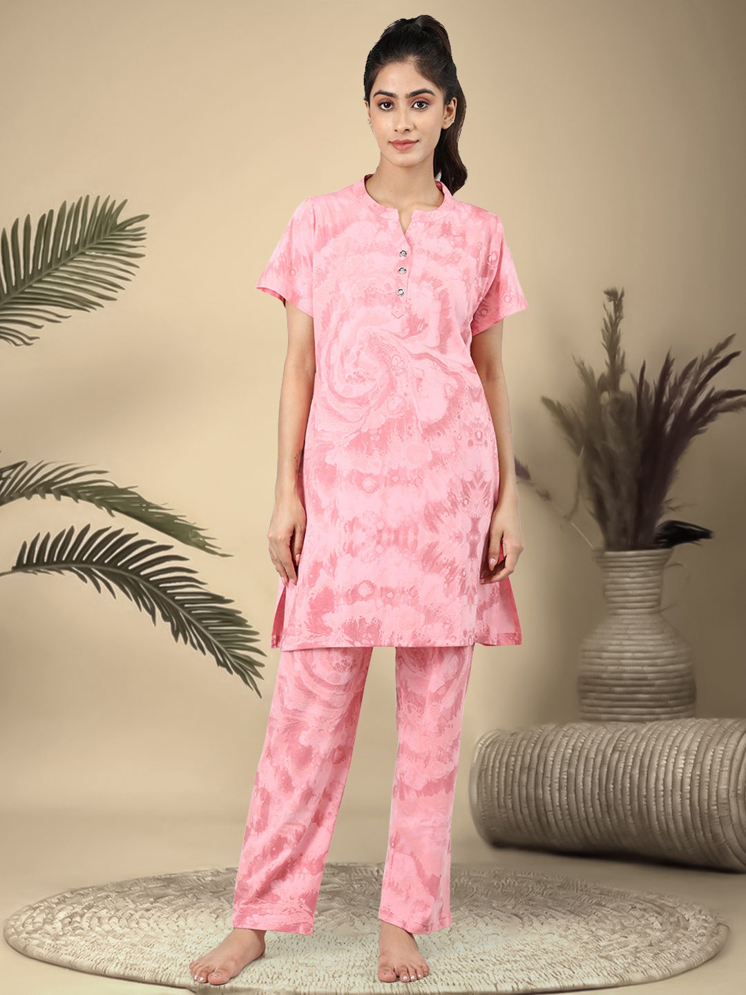 

Duchess Tie And Dye Printed Night Suit, Pink