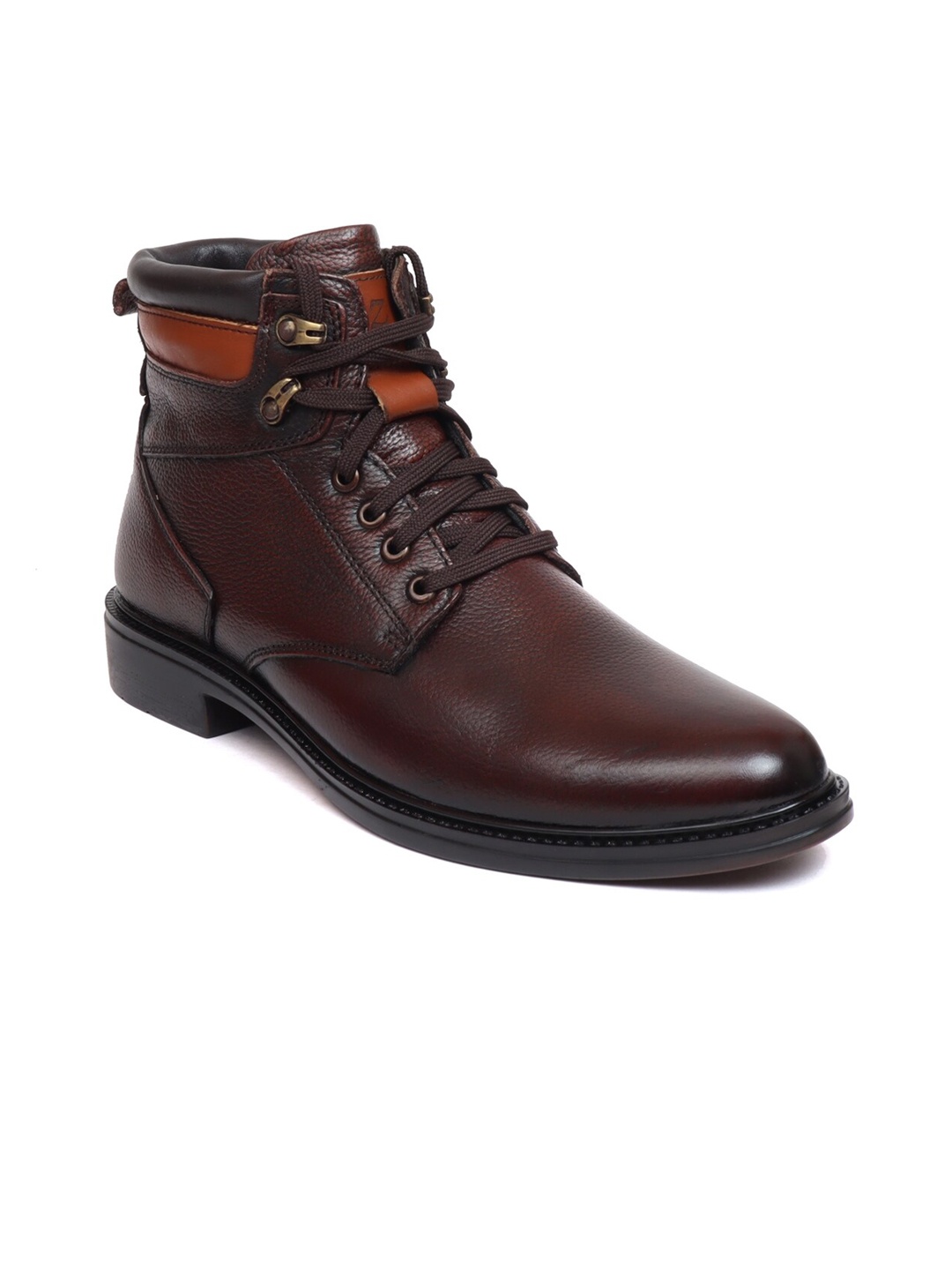 

Zoom Shoes Men Textured Leather Regular Boots, Brown