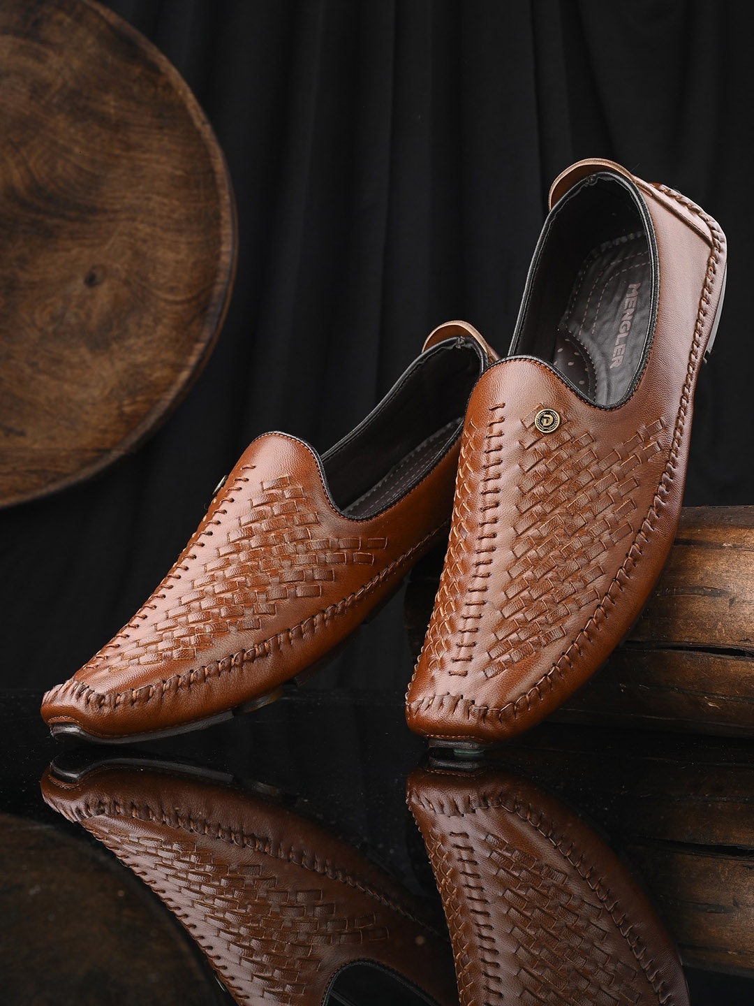 

MENGLER Men Woven Design Square Toe Padded Insole Basics Mojaris, Tan