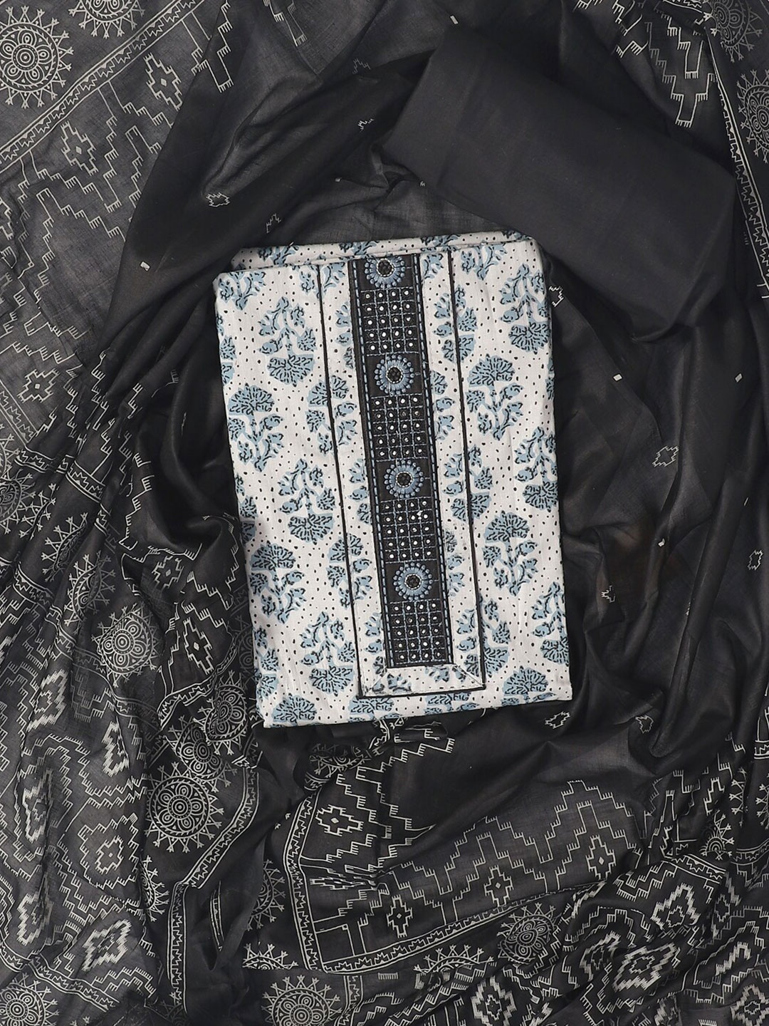 

SALWAR STUDIO Ethnic Motif Printed Pure Cotton Unstitched Dress Material, Black