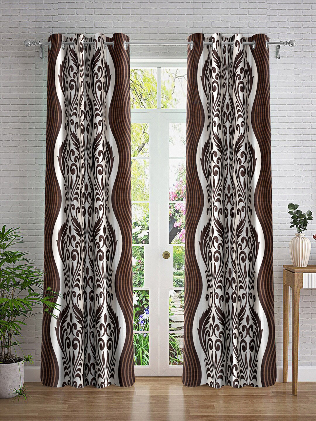 

Cortina Brown & White 2 Pieces Ethnic Printed Door Curtain