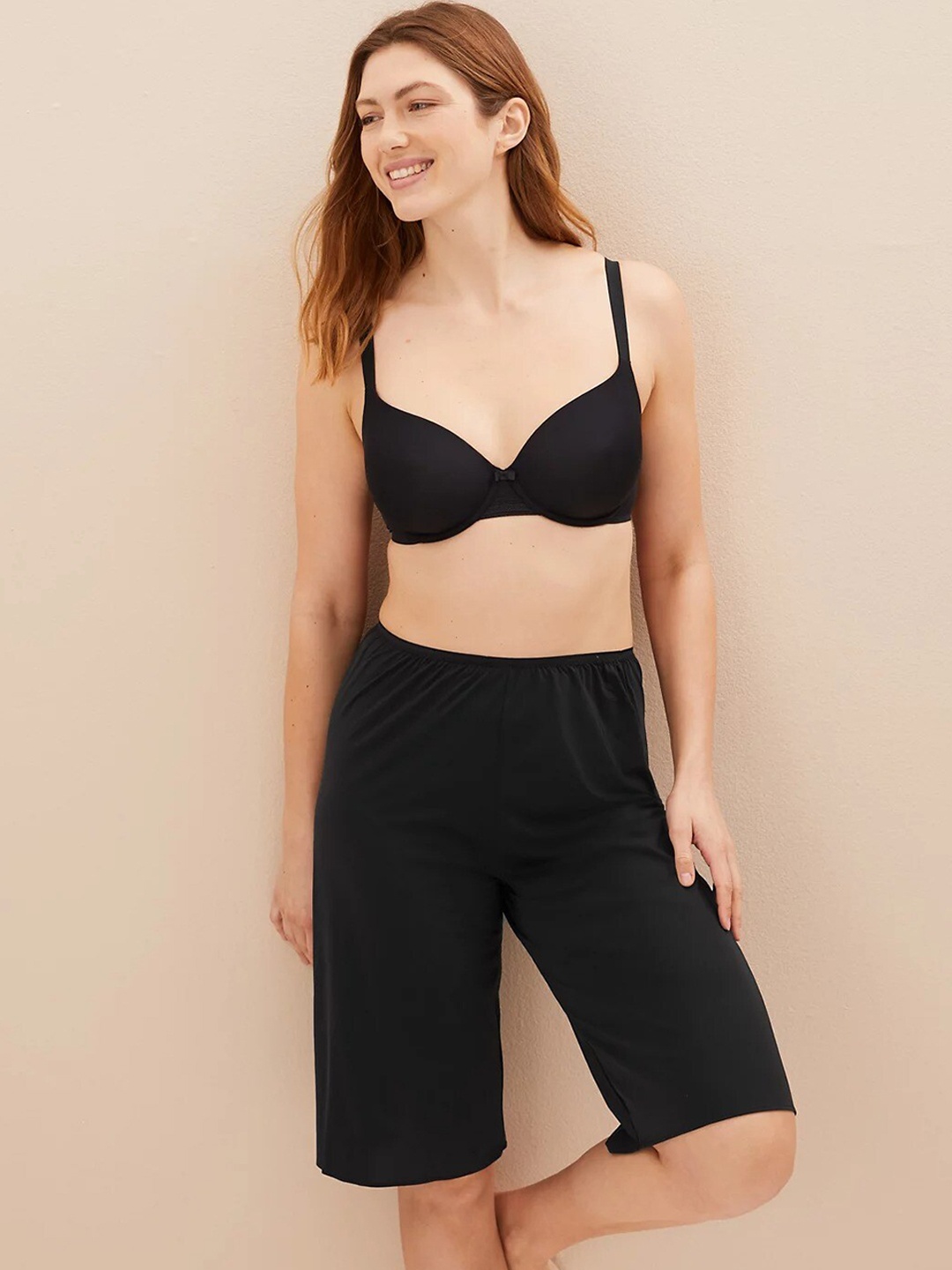 

Marks & Spencer Women Loose Fit Mid-Rise Shorts, Black