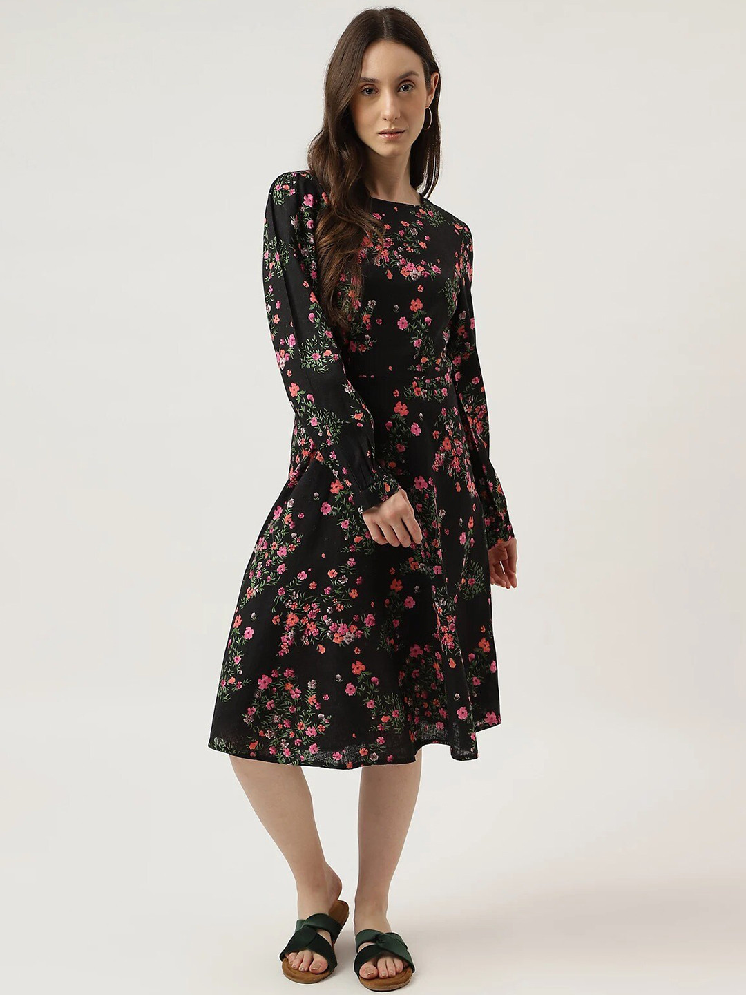 

Marks & Spencer Round Neck Floral Printed Linen A-Line Dress, Black