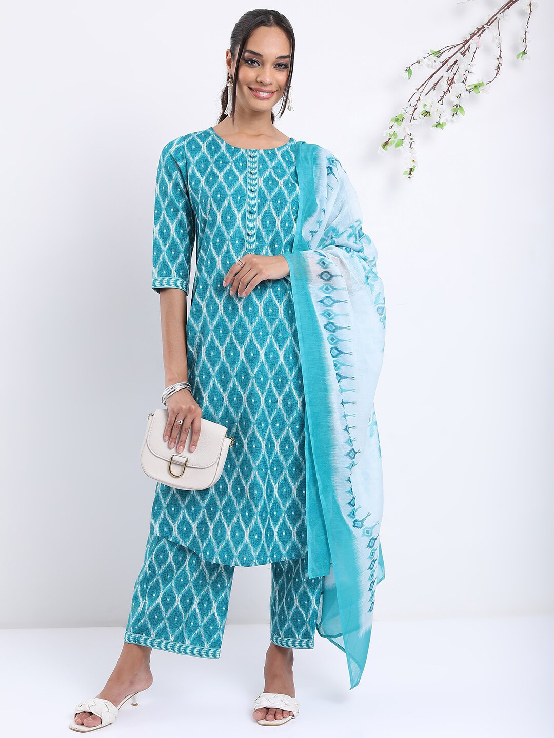 

KETCH Ethnic Motifs Printed Kurta with Palazzos & Dupatta, Turquoise blue