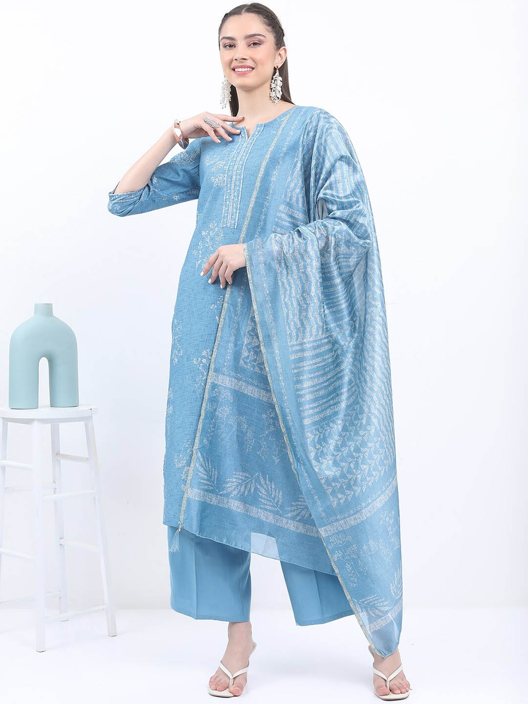 

KETCH Floral Printed Kurta with Palazzos & Dupatta, Blue