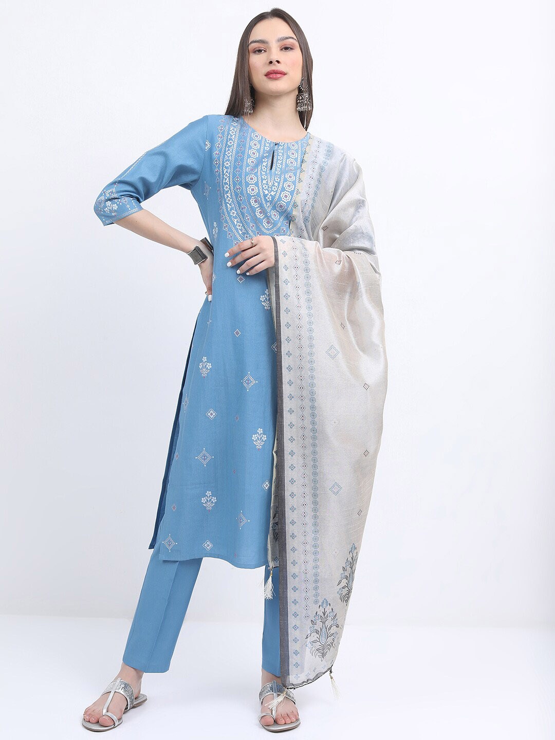 

KETCH Ethnic Motifs Printed Keyhole Neck Kurta With Trousers & Dupatta, Blue