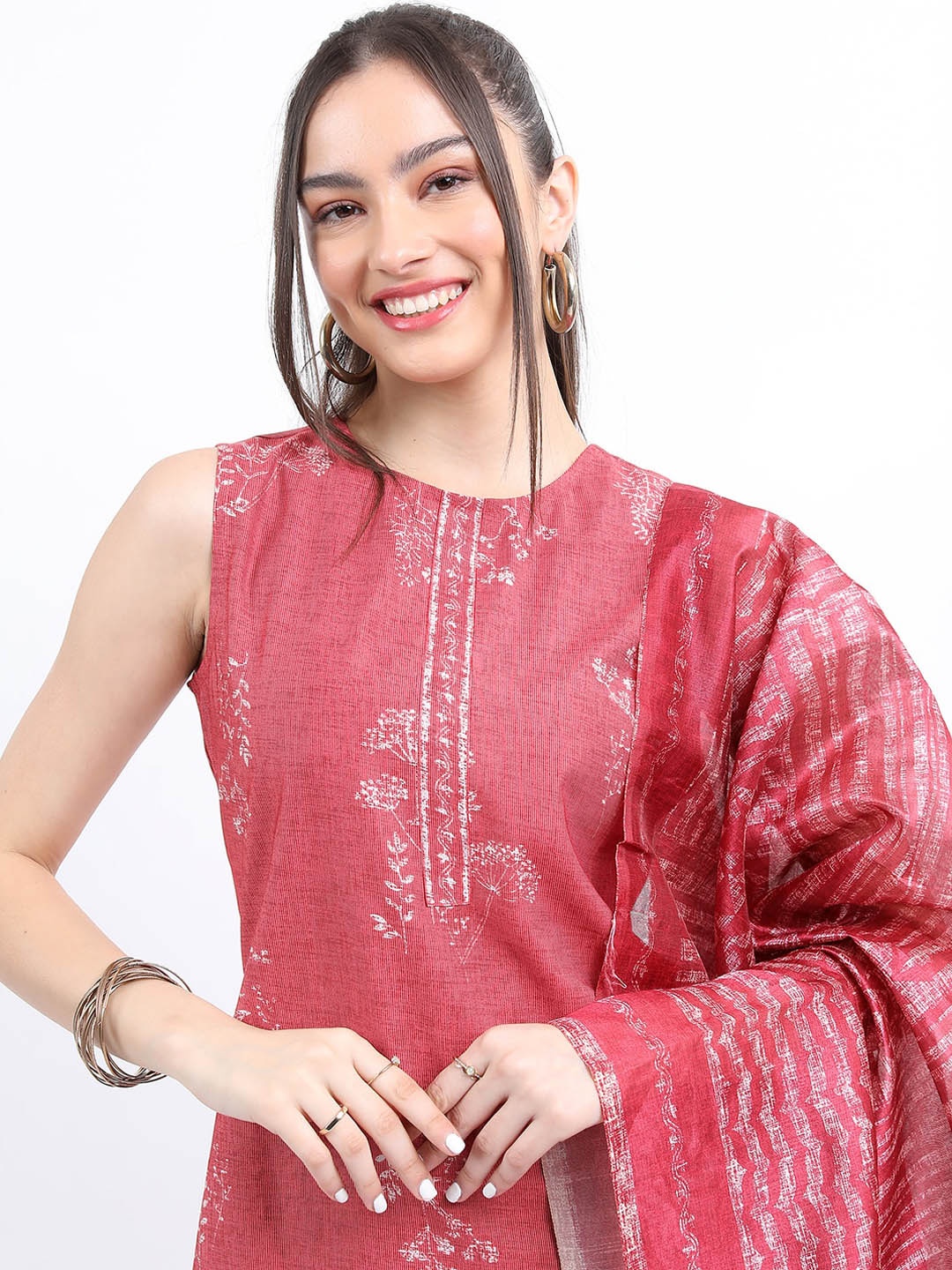 

KETCH Floral Printed Sleeveless Straight Kurta with Trousers & Dupatta, Red