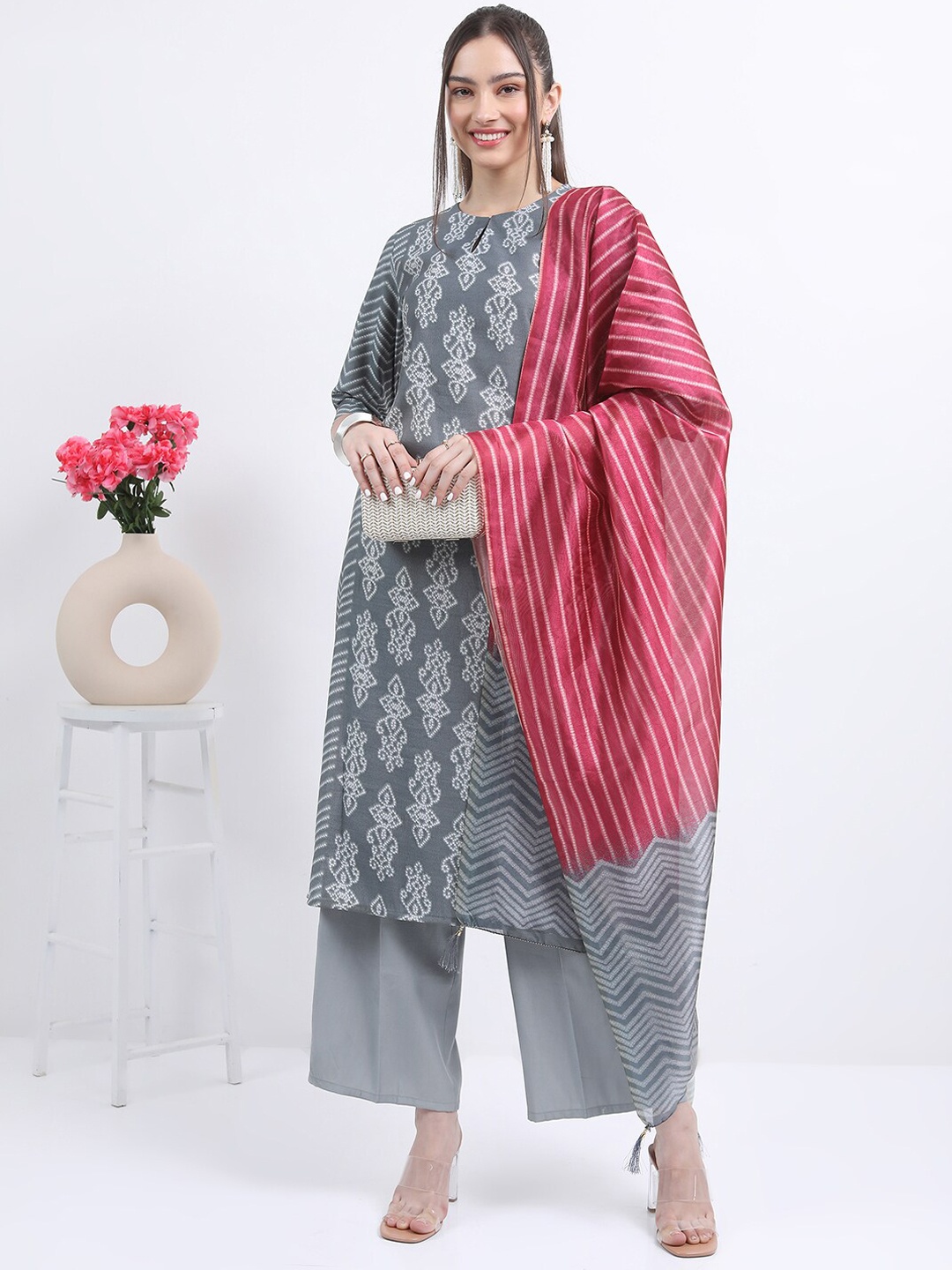 

KETCH Ethnic Motifs Printed Keyhole Neck Kurta With Palazzos & Dupatta, Grey