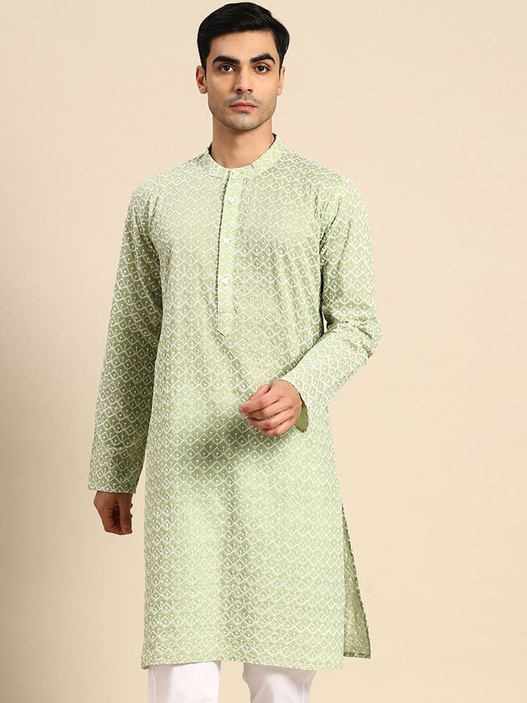 

Anouk Ethnic Motifs Embroidered Thread Work Kurta, Green