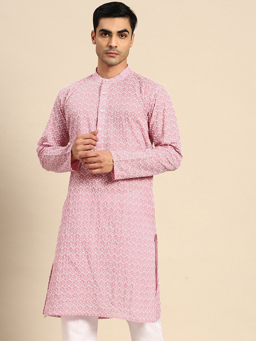 

Anouk Ethnic Motifs Embroidered Thread Work Kurta, Pink