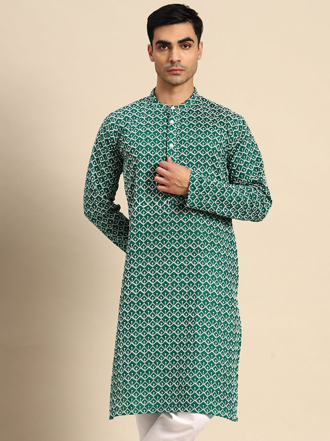 

Anouk Geometric Embroidered Mandarin Collar Kurta, Green