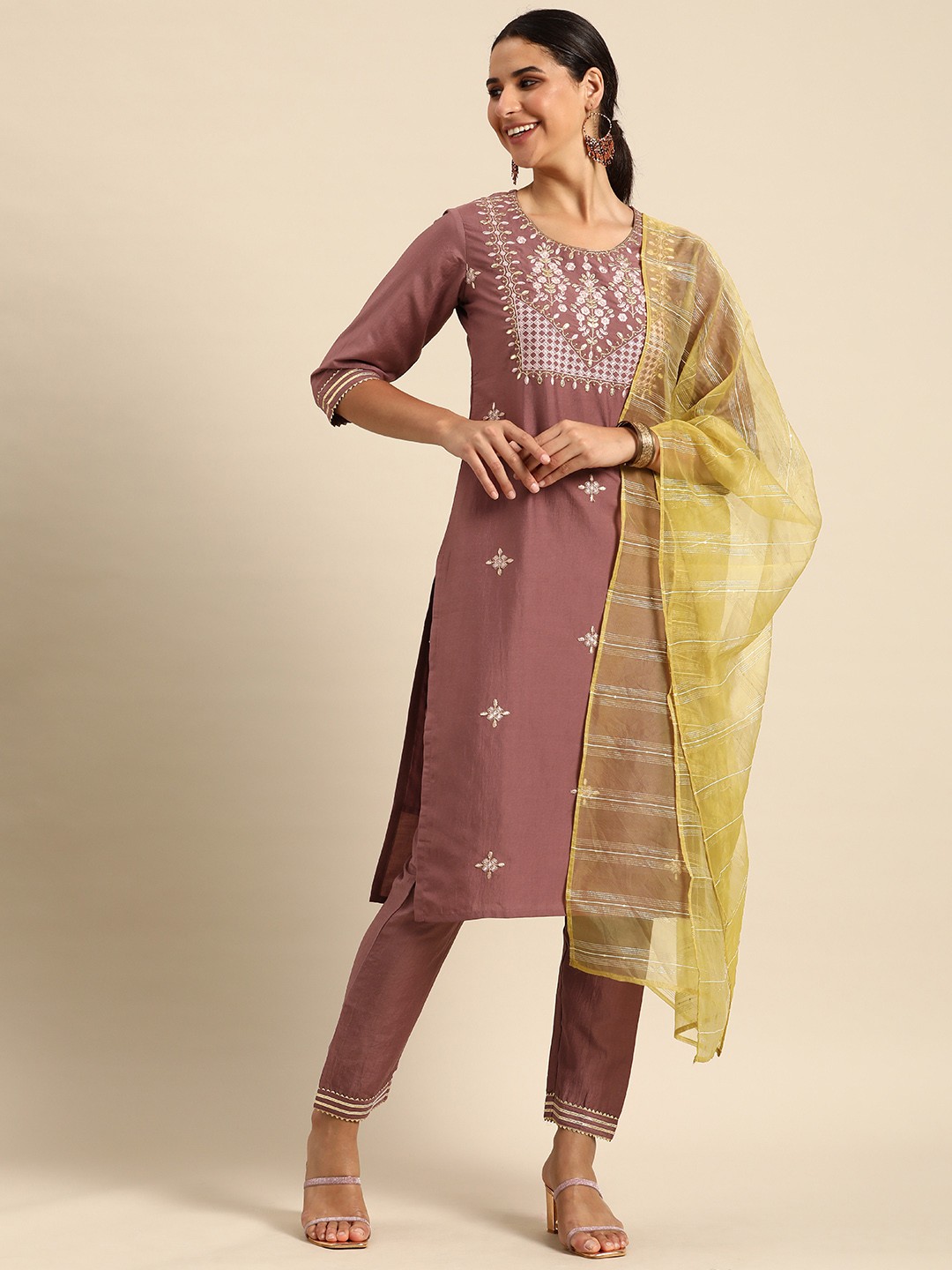 

Sangria Ethnic Motifs Embroidered Zari Kurta With Trousers & Dupatta, Pink