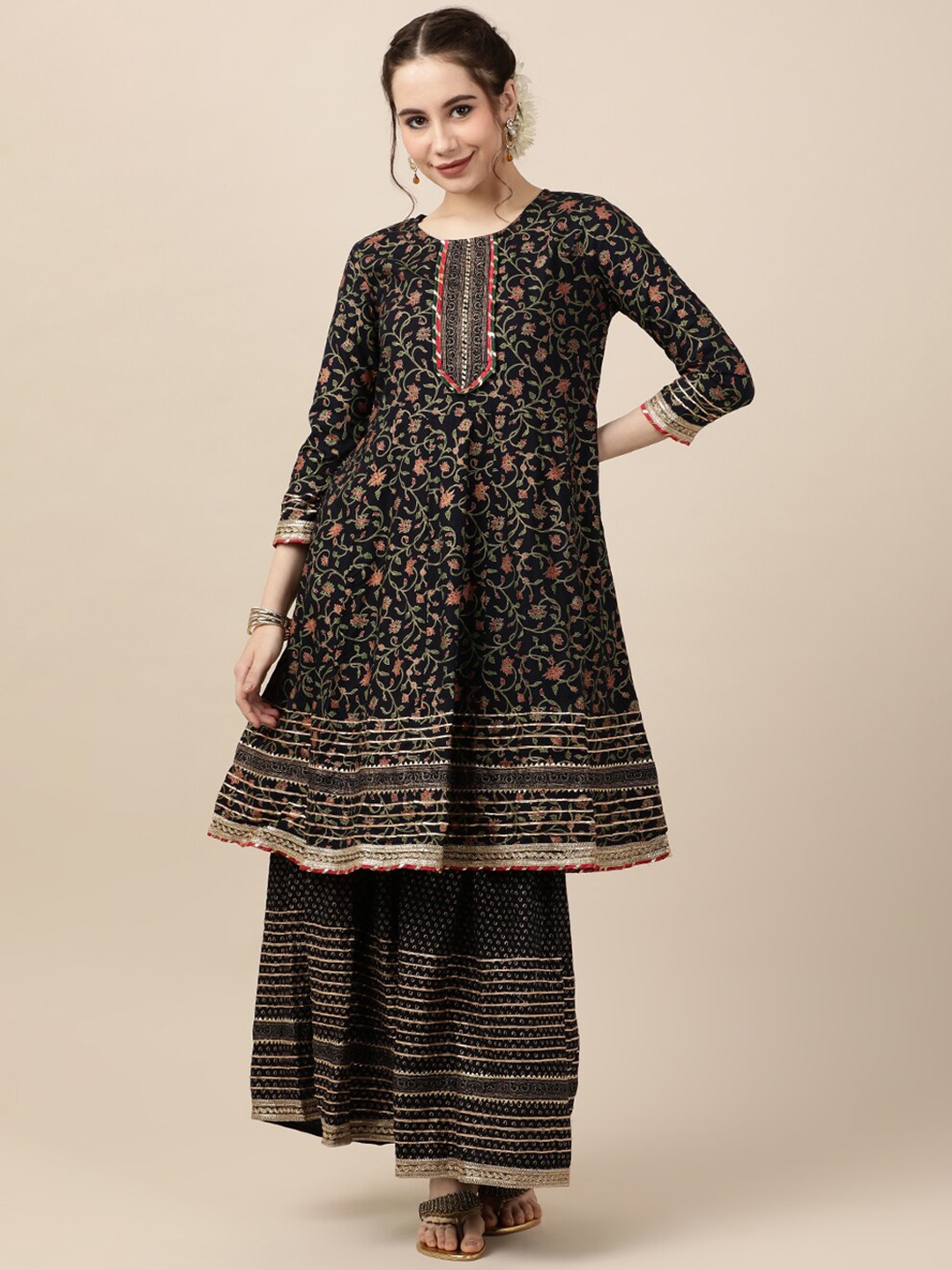 

Myshka Floral Printed Regular Gotta Patti Kurti with Sharara & With Dupatta, Black