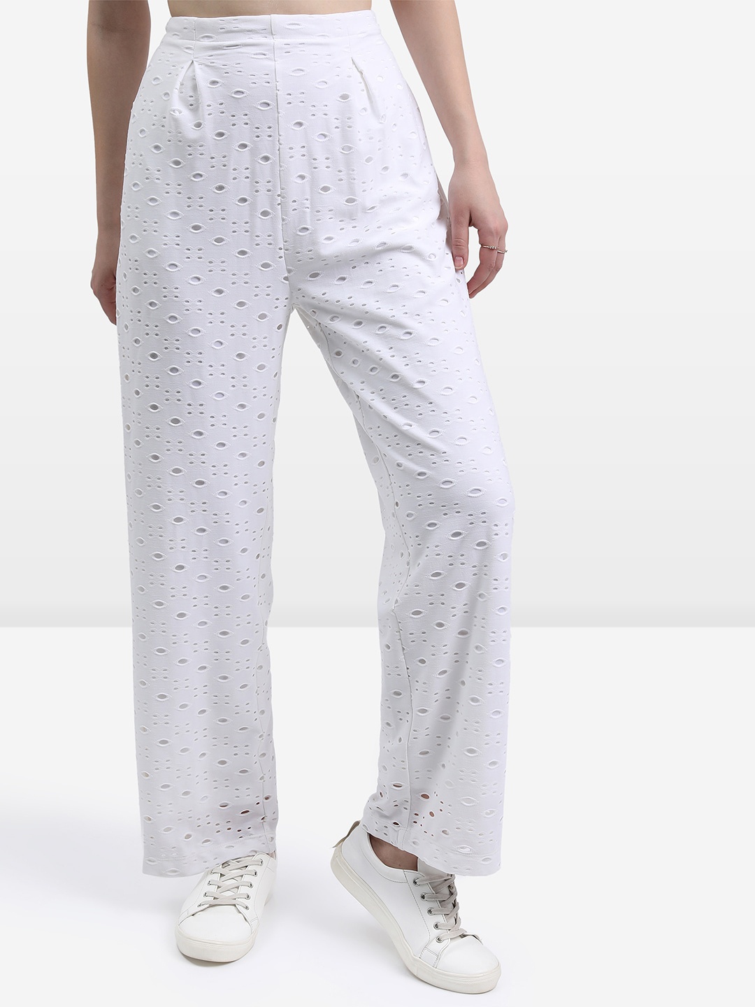 

KETCH Women Polka Dot Printed Regular Fit Trouser, White