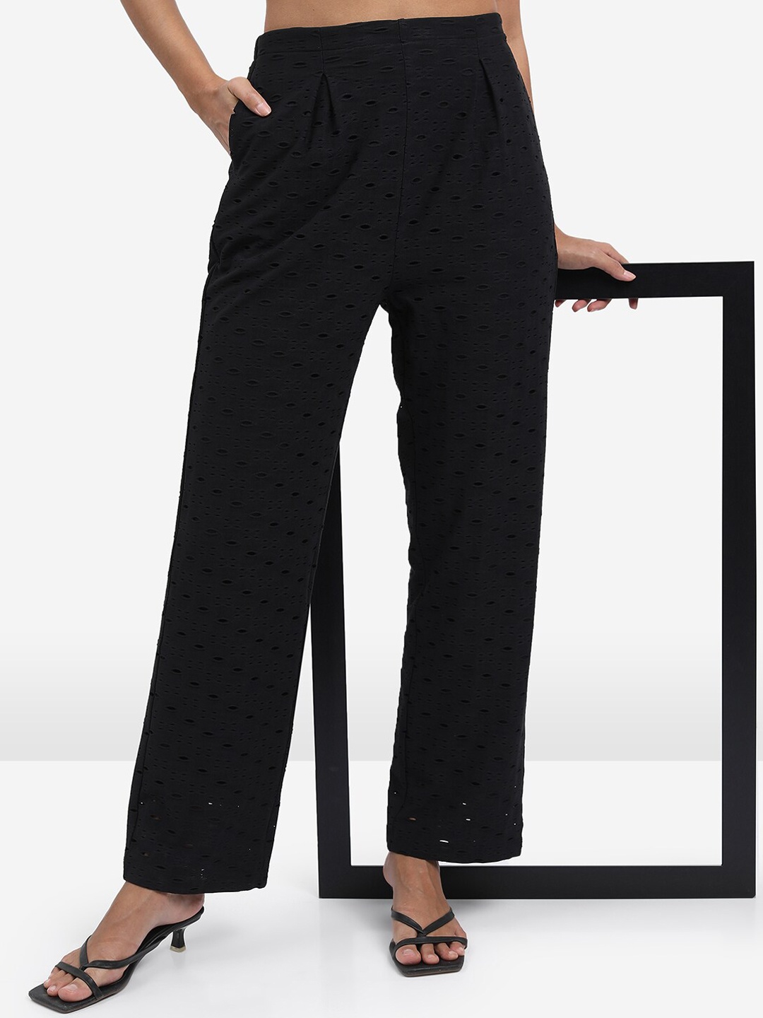 

KETCH Women Self Design Regular Fit Trousers, Black