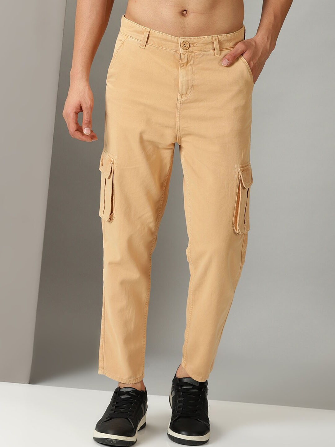 

Old Grey Men Stretchable Relaxed Loose Fit Cotton Cargos Trousers, Brown