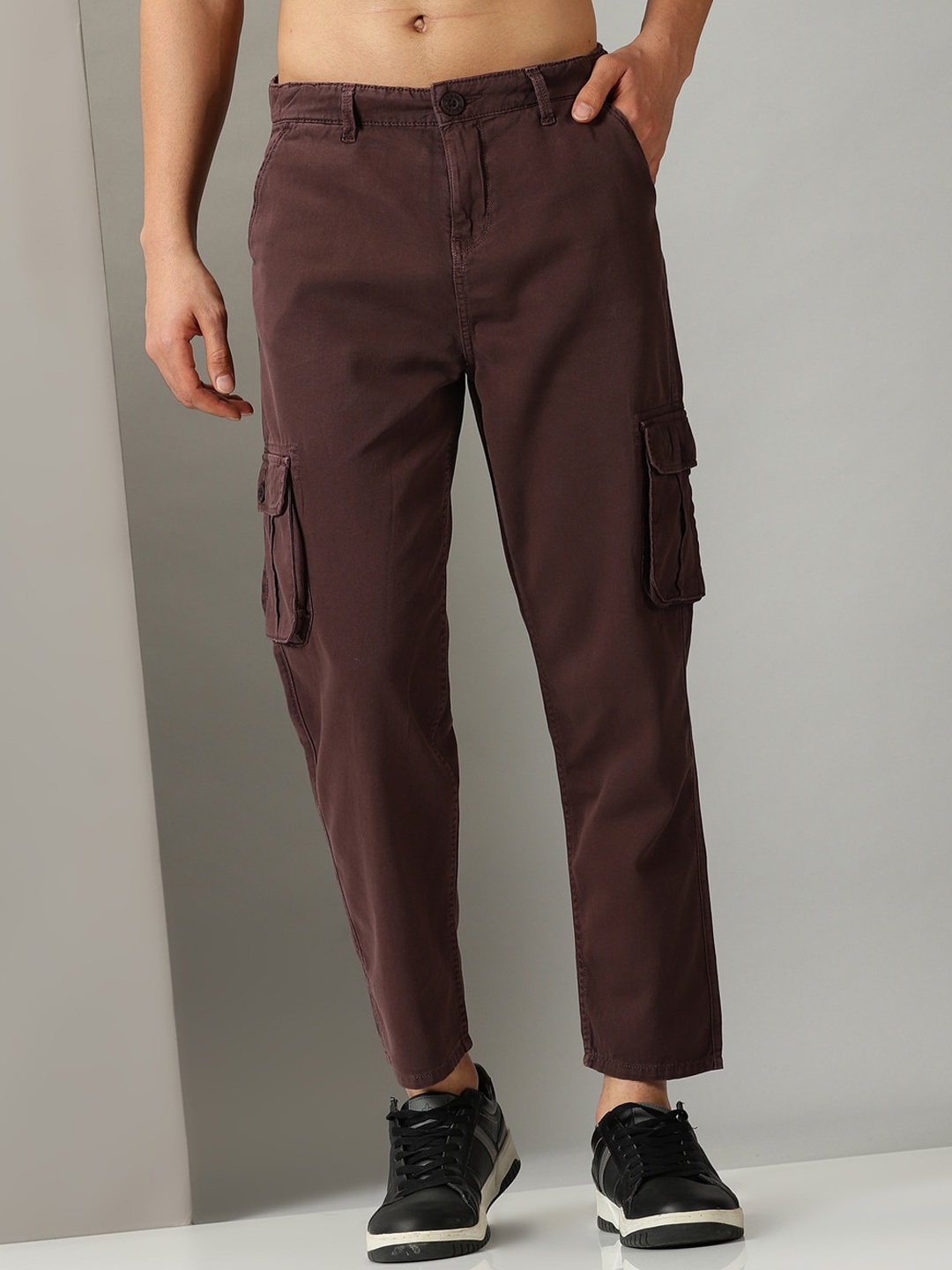 

Old Grey Men Relaxed Loose Fit Cotton Cargos Trousers, Maroon
