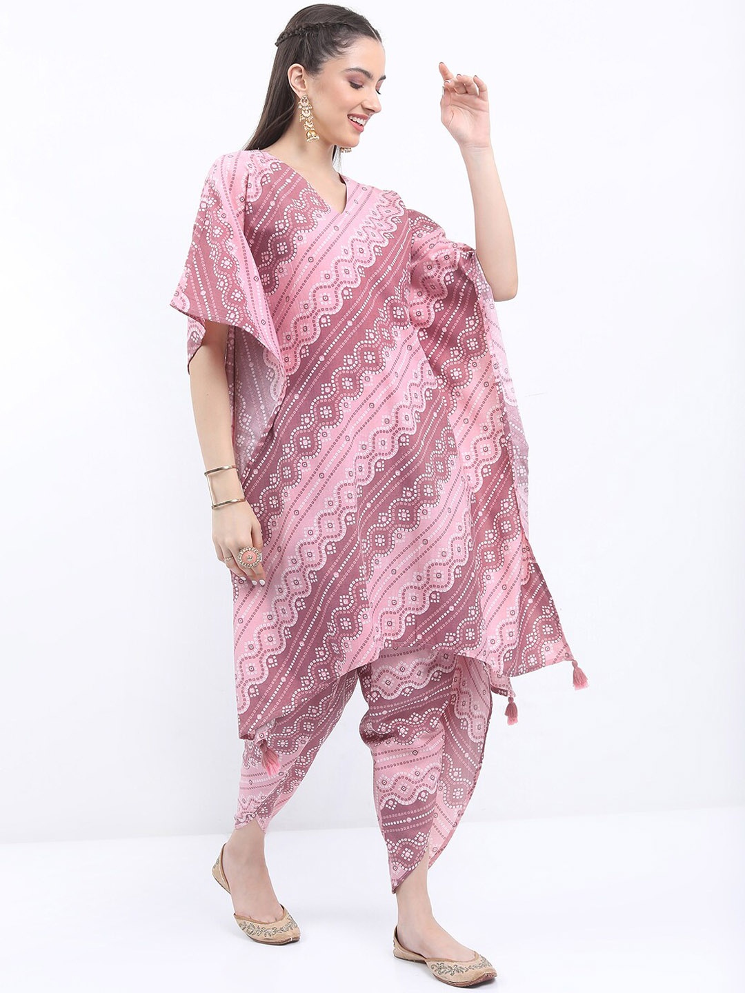 

KETCH Ethnic Motifs Printed Kaftan Kurta With Dhoti Pants, Mauve