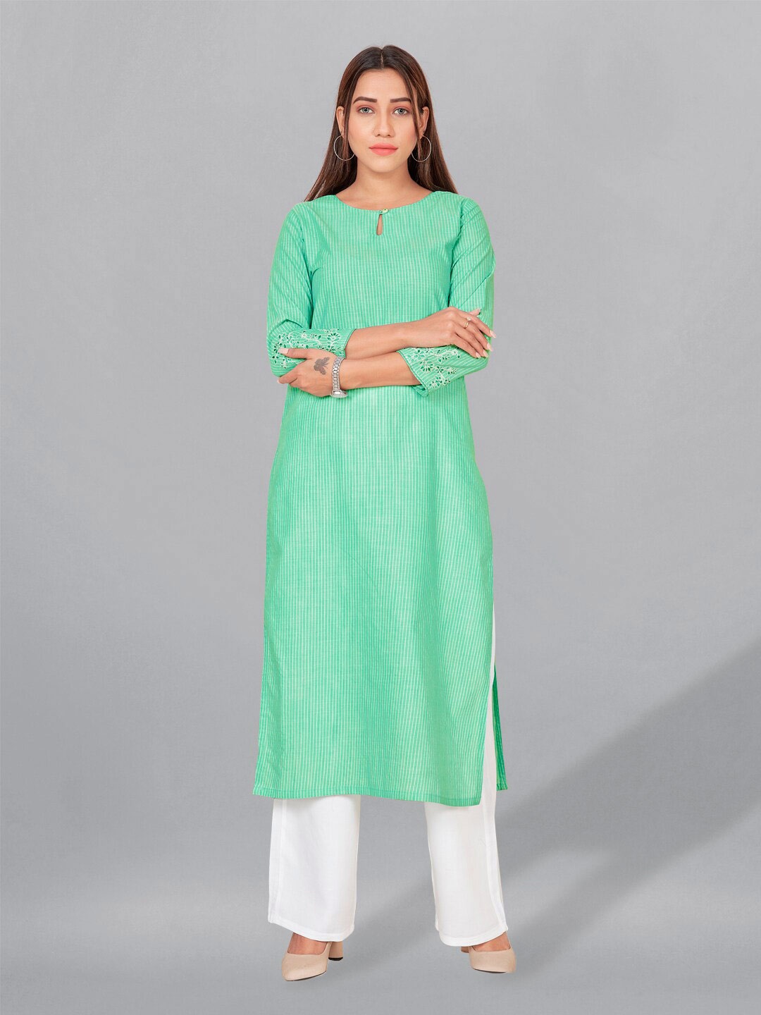 

FASHION DREAM Striped Thread Work Cotton Kurta, Green