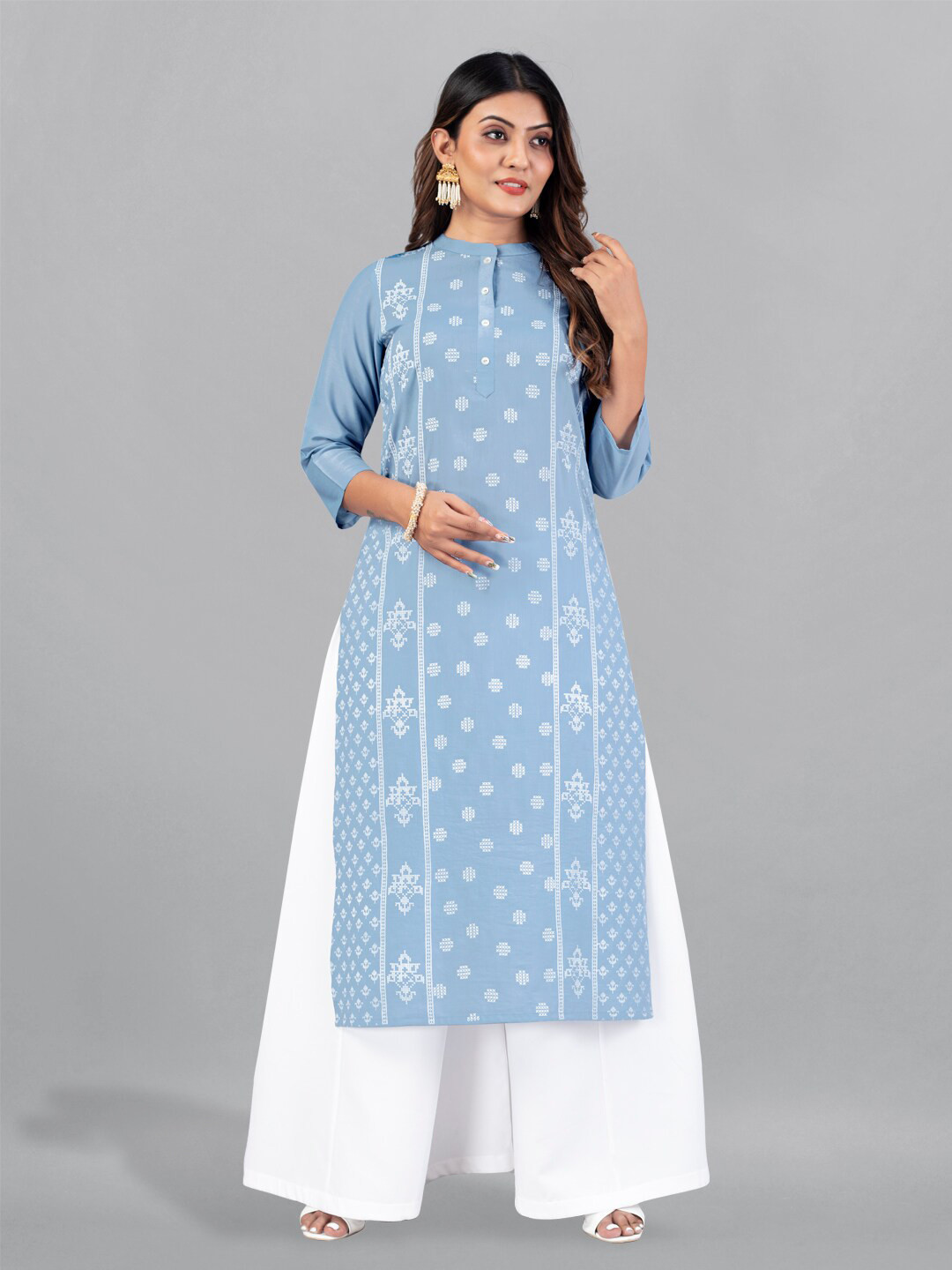 

FASHION DREAM Ethnic Motifs Printed Panelled Cotton Silk Kurta, Blue