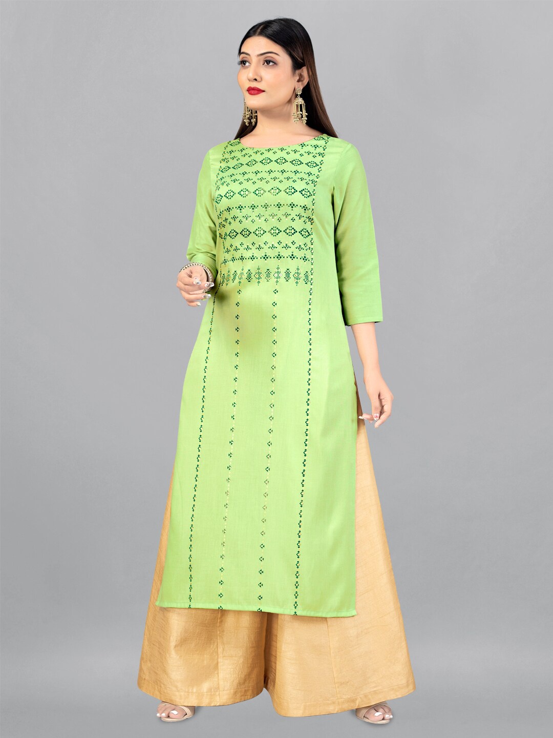 

FASHION DREAM Ethnic Motifs Printed Panelled Thread Work Kurta, Green