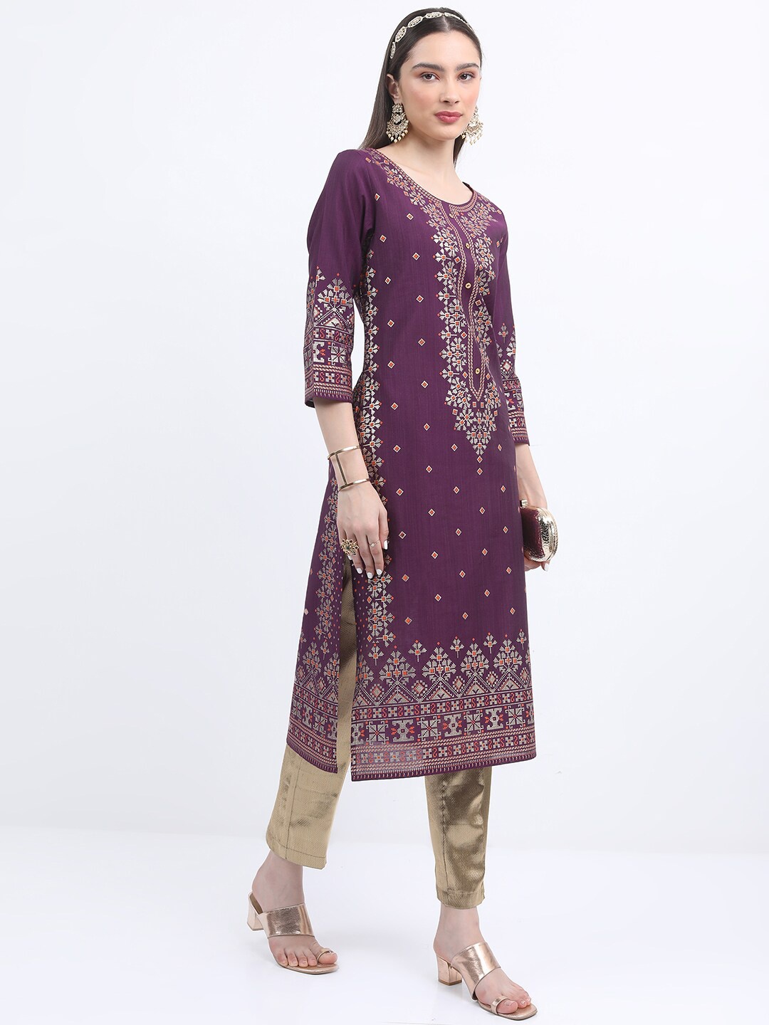 

Vishudh Calf Length Ethnic Motifs Printed Straight Kurta, Purple