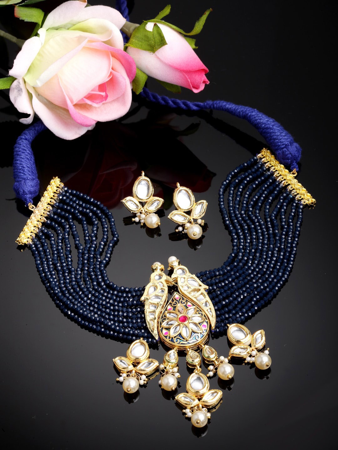 

DUGRISTYLE Gold-Plated Kundan-Studded & Pearls-Beaded Jewellery Set