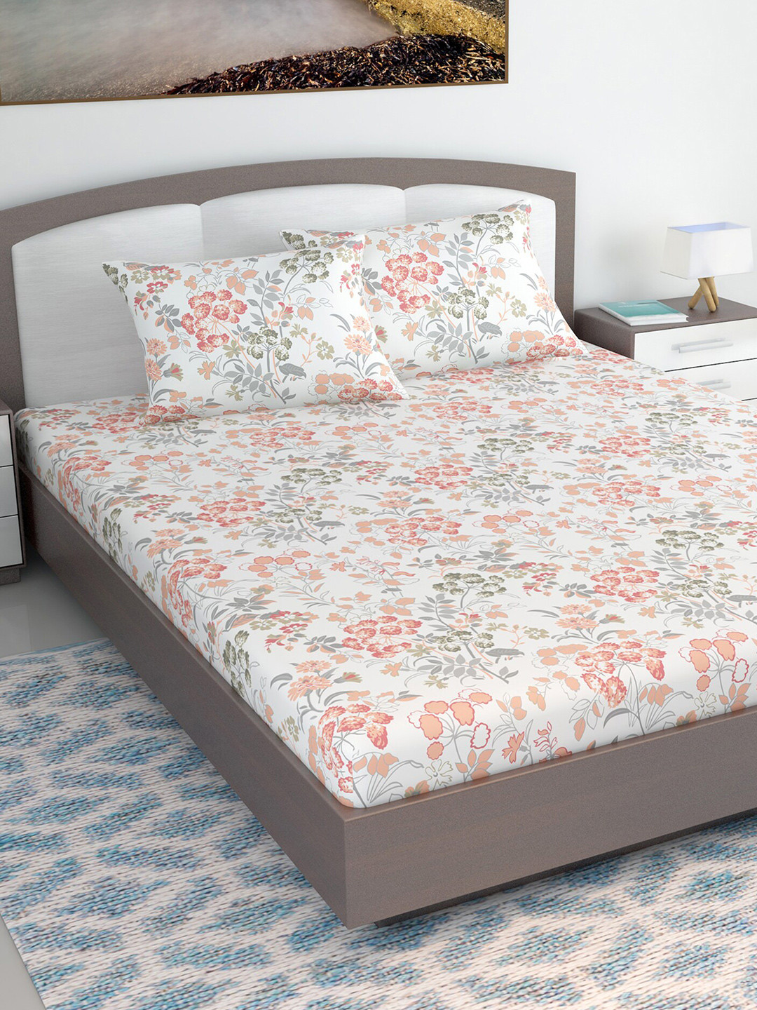 

Divine Casa White Printed 144 TC Pure Cotton King Bedsheet With 2 Pillow Covers