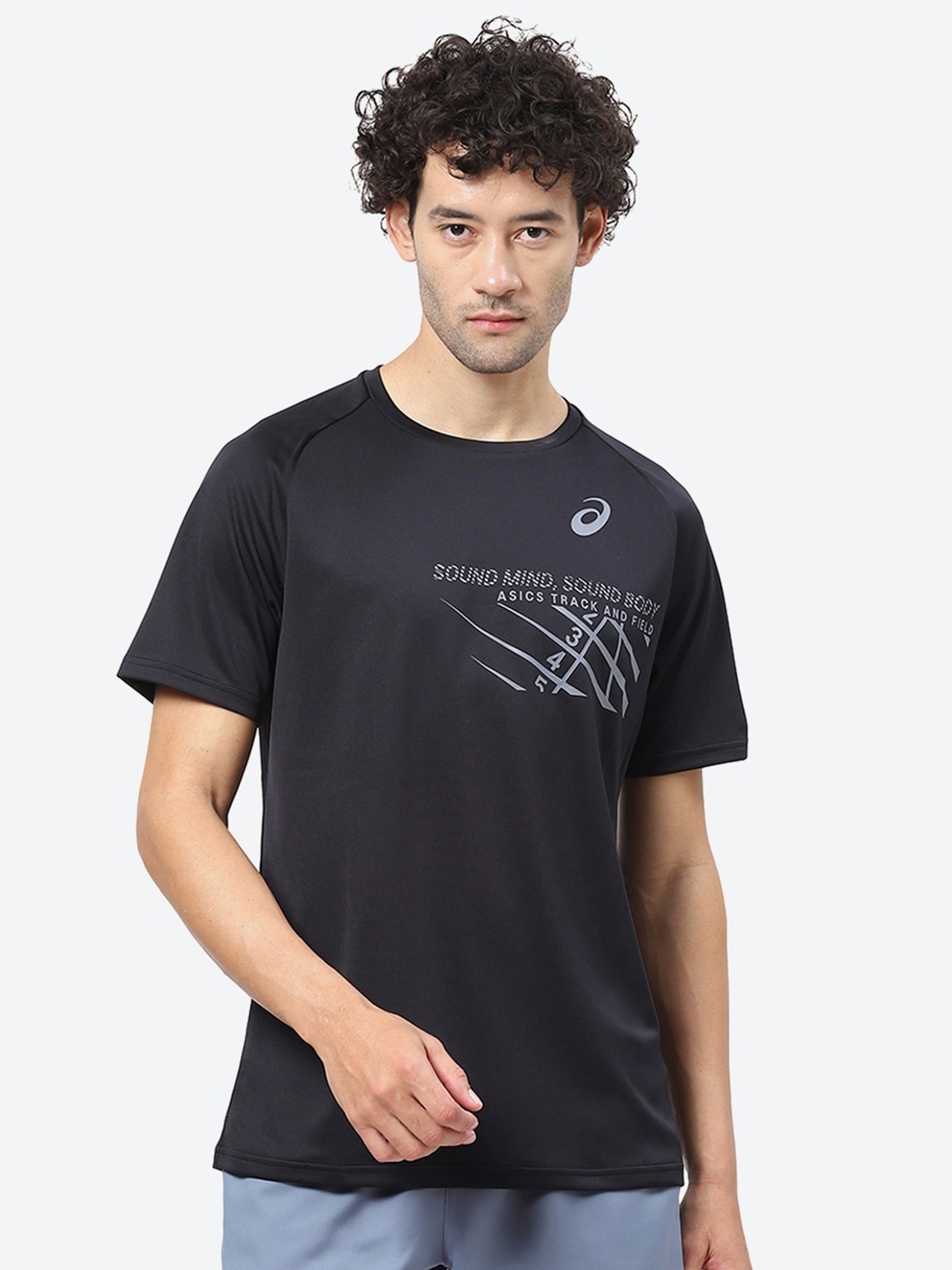 

ASICS Typography Printed Raglan Sleeves T-Shirt, Black
