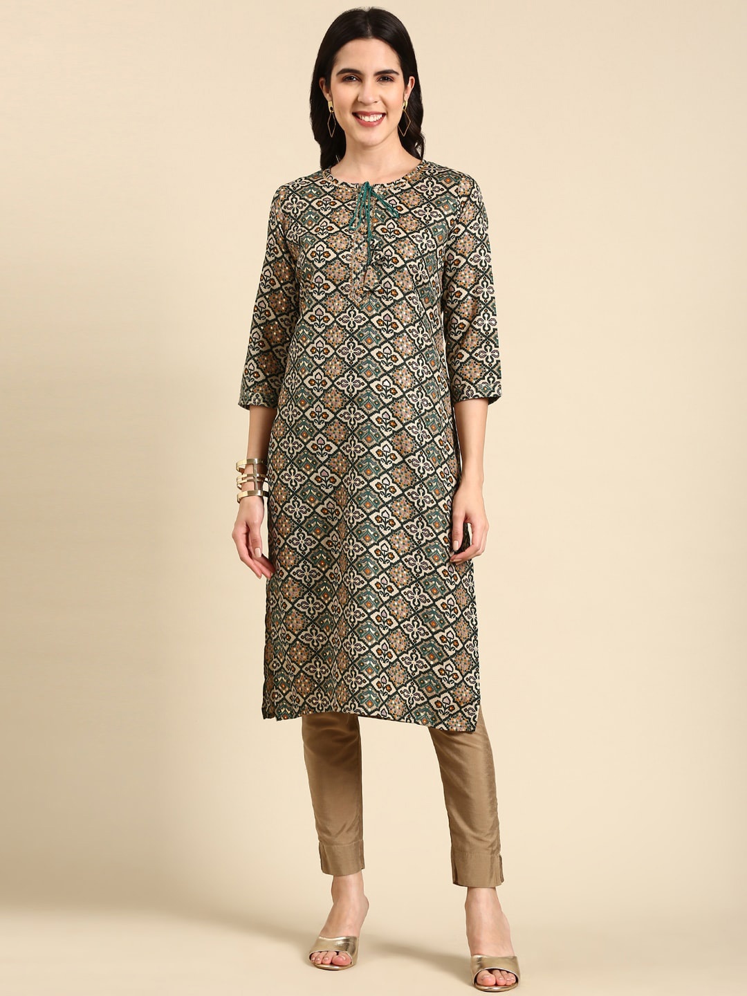 

SHOWOFF Ethnic Motifs Printed Tie-Up Neck Kurta, Green