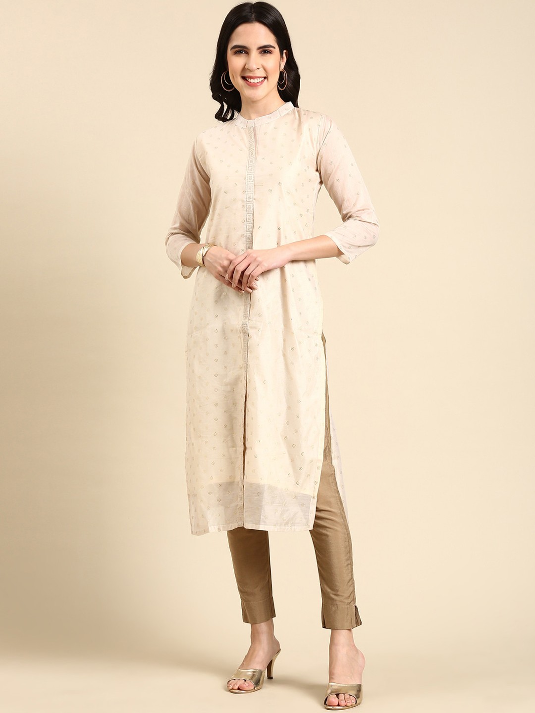

SHOWOFF Floral Foil Printed Beads & Stones Panelled Straight Kurta, Cream