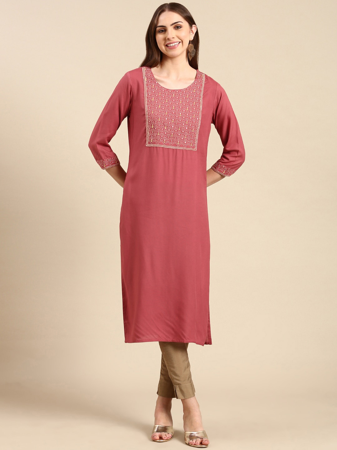 

SHOWOFF Ethnic Motifs Embroidered Sequined Straight Kurta, Coral