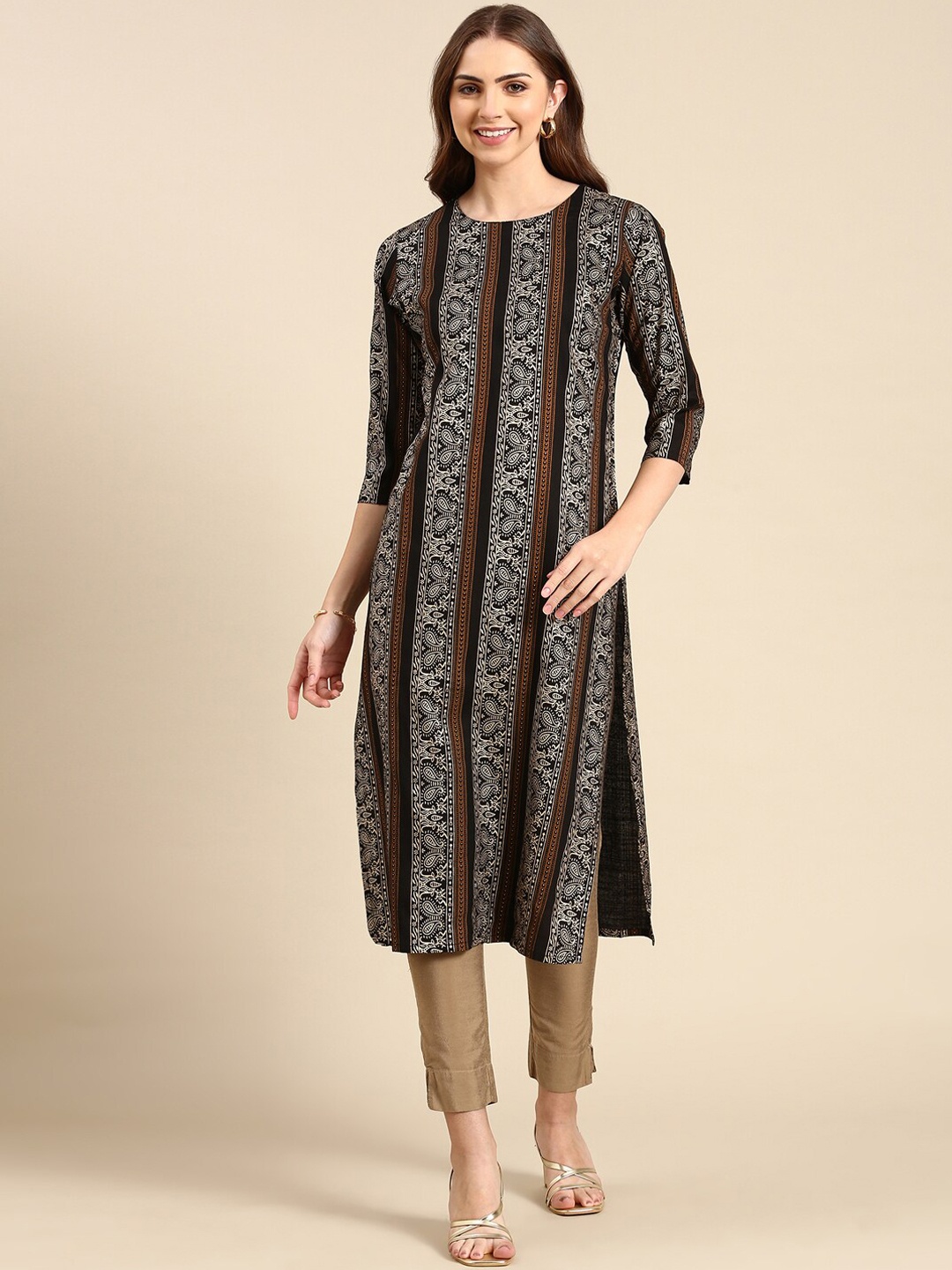 

SHOWOFF Ethnic Motifs Printed Straight Kurta, Black