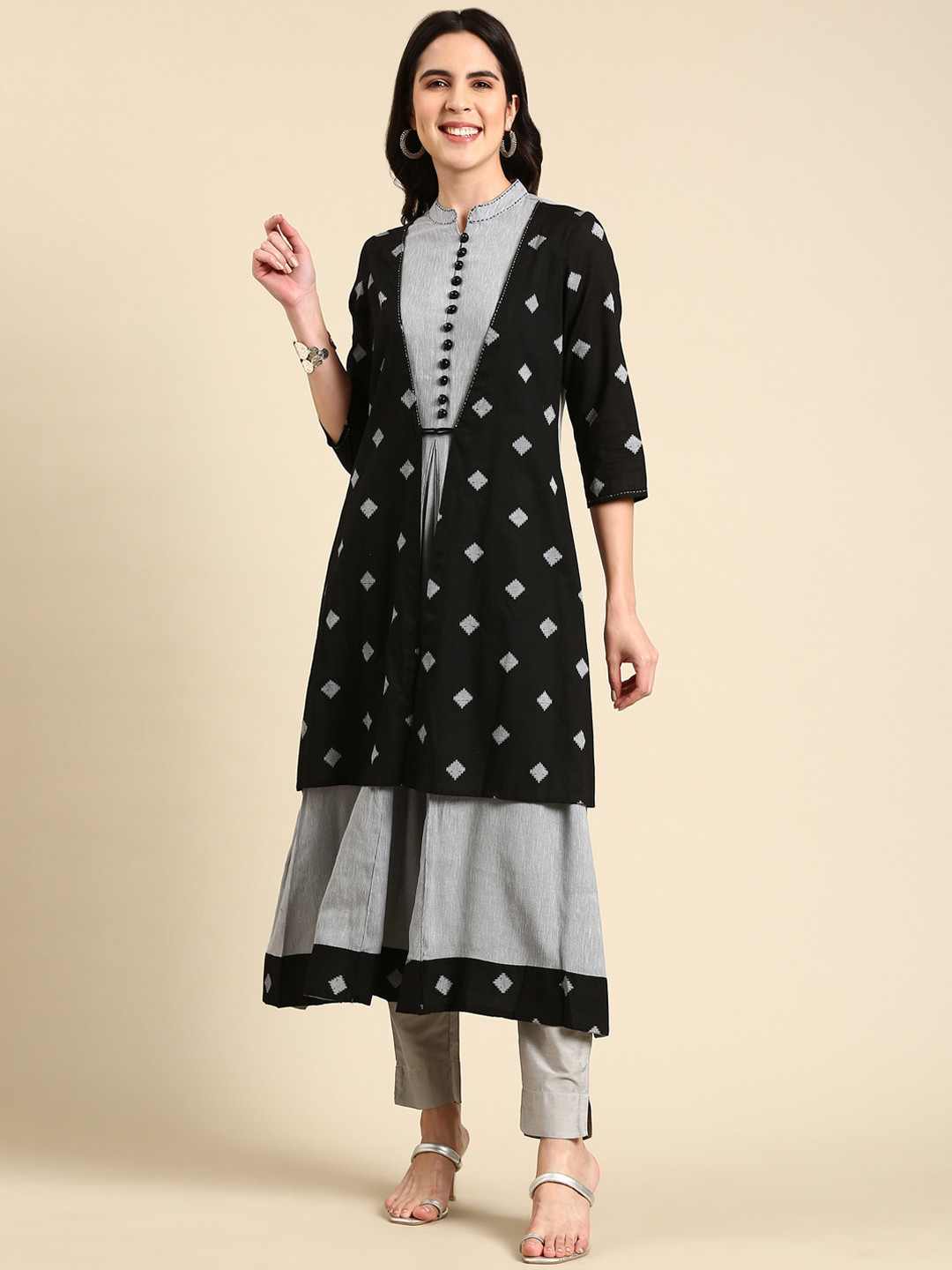 

SHOWOFF Layered Geometric Printed A-Line Kurta, Grey