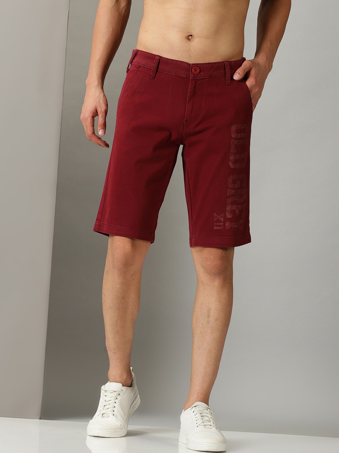 

Old Grey Men Slim Fit Cotton Chino Shorts, Maroon