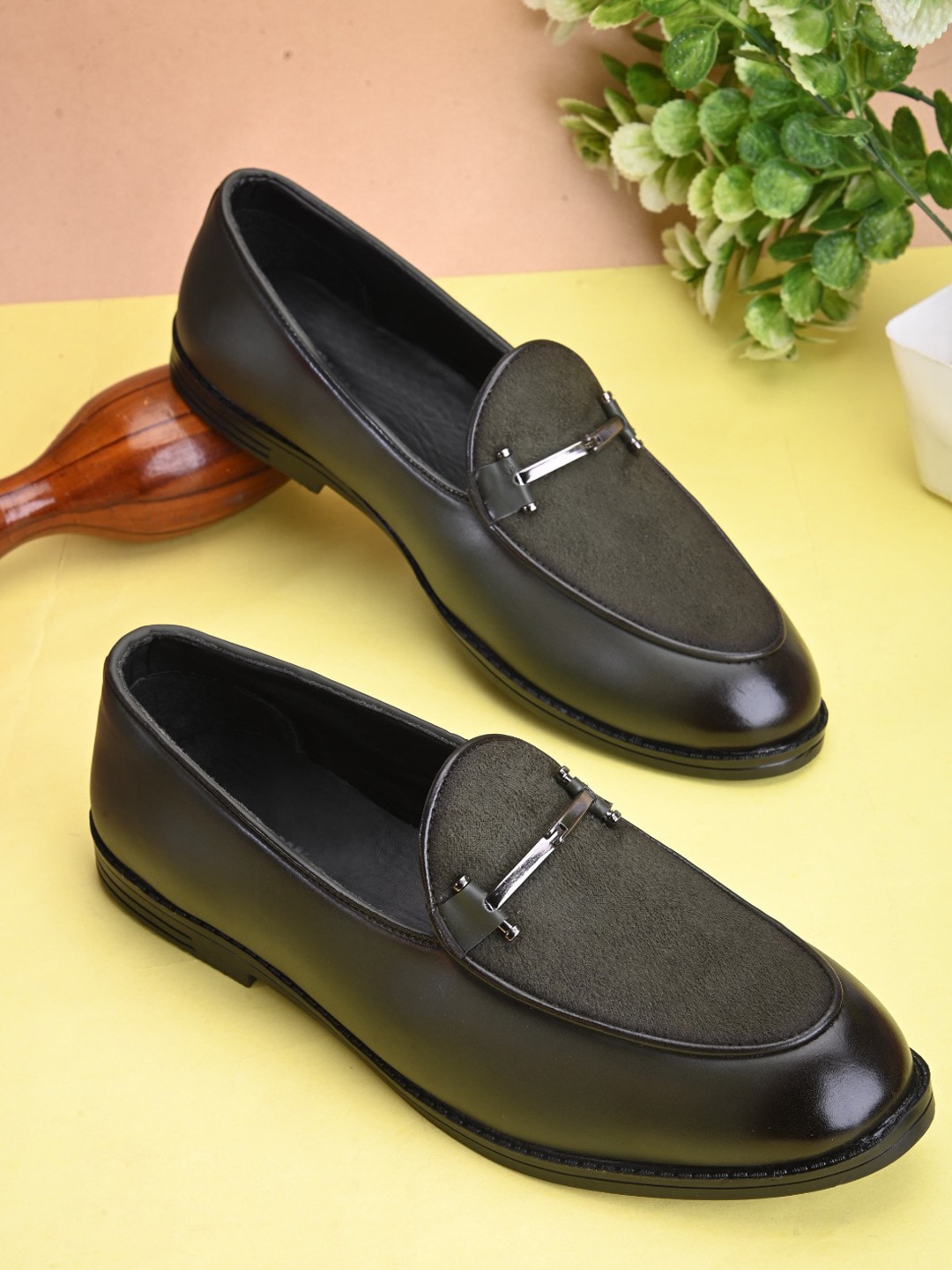 

HERE&NOW Men Round Toe Sunthetic Leather Horsebit Loafers, Green