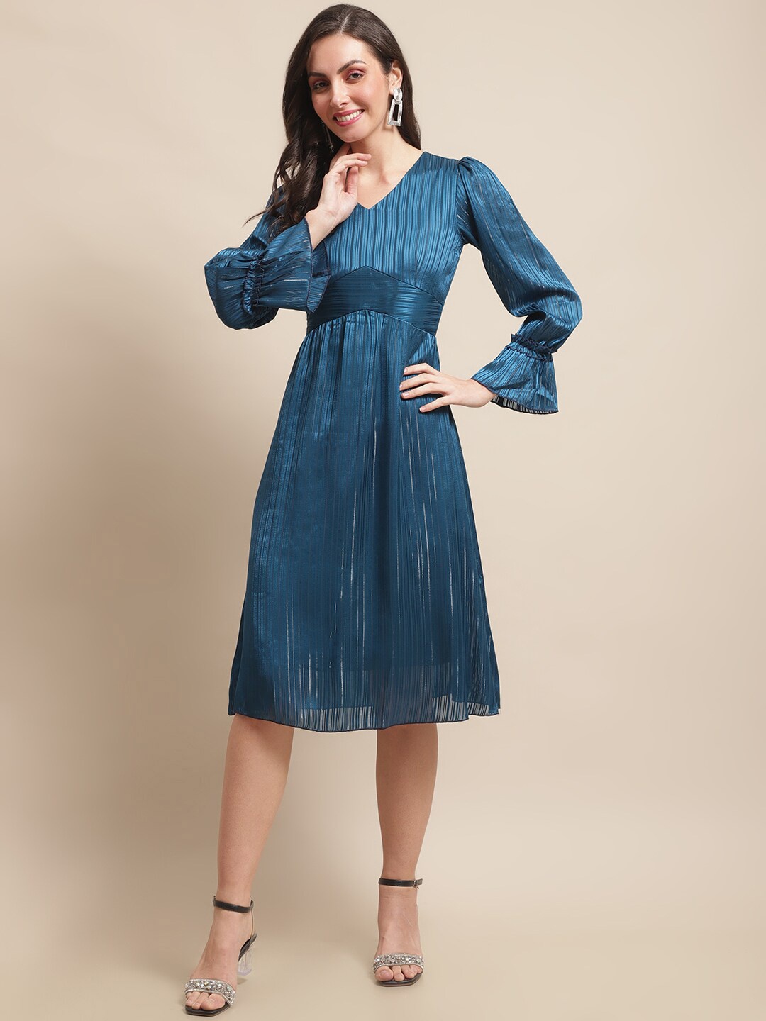 

Claura Bell Sleeve Georgette A-Line Midi Dress, Blue