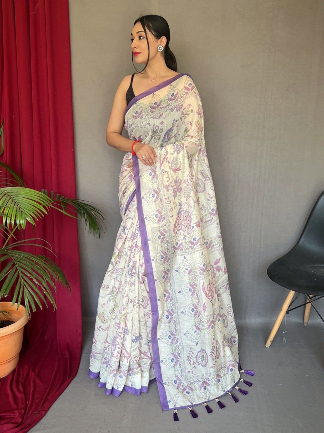 

Mitera Ethnic Motifs Printed Cotton Blend Kalamkari Saree, Purple