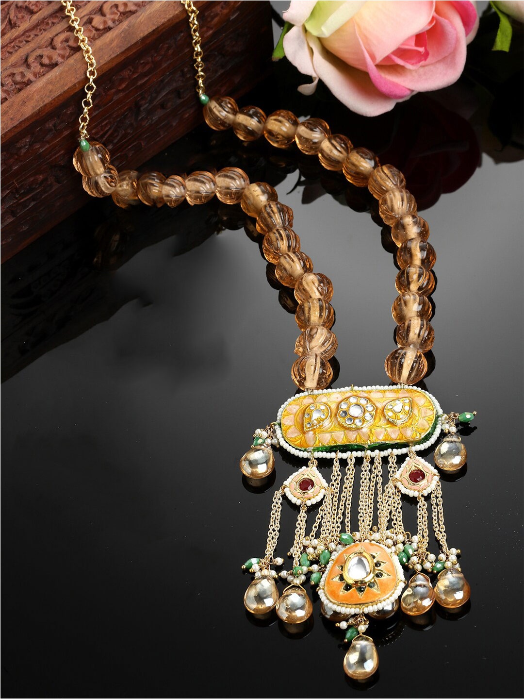 

DUGRISTYLE Gold-Plated Kundan & Pearls Necklace
