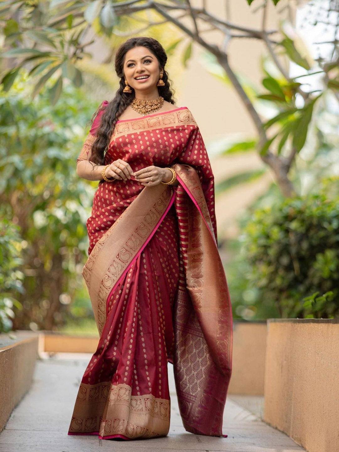

TIEXA Ethnic Motif Woven Design Zari Pure Silk Banarasi Saree, Maroon