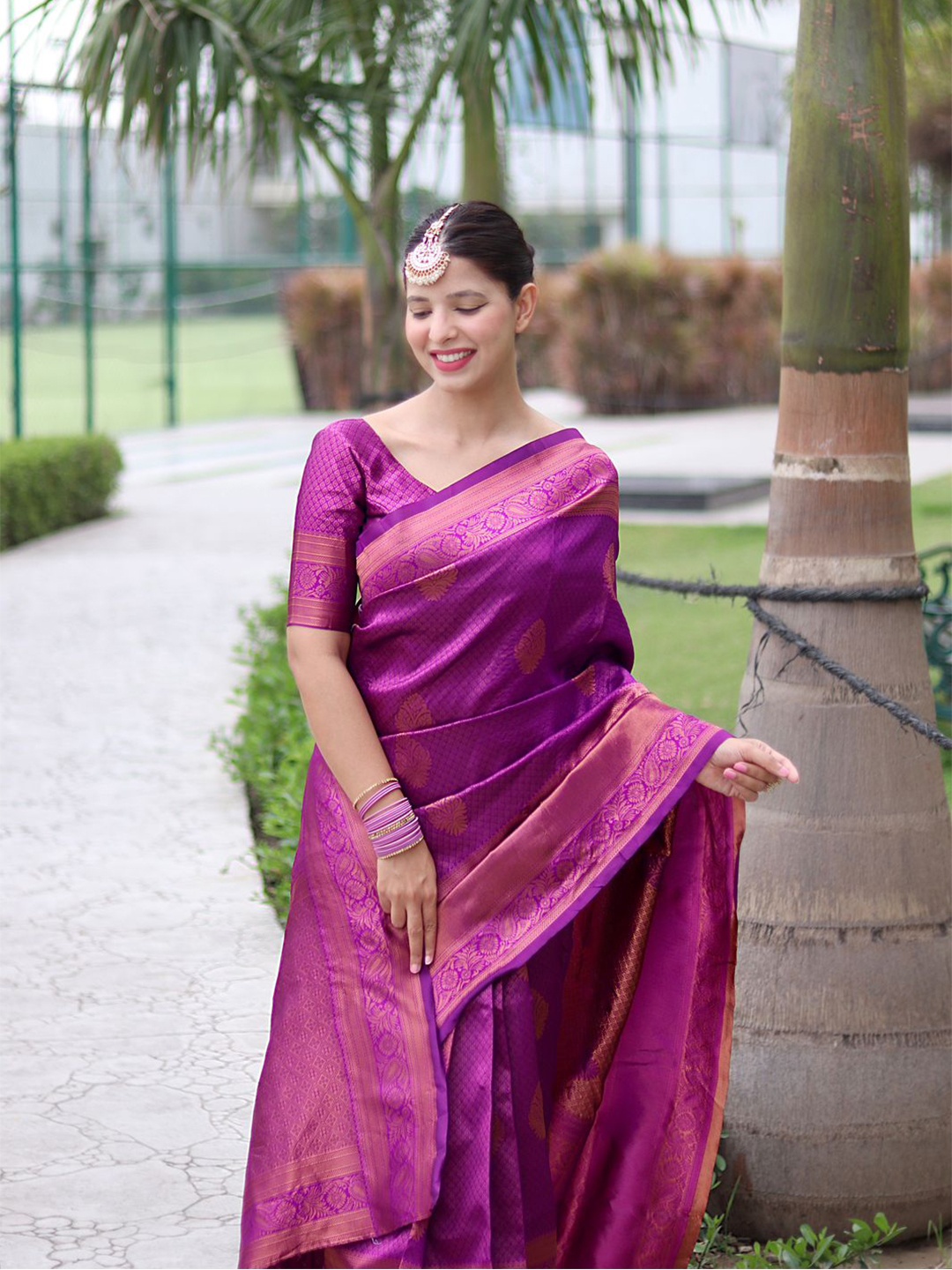 

TIEXA Ethnic Motif Woven Design Zari Pure Silk Banarasi Saree, Purple