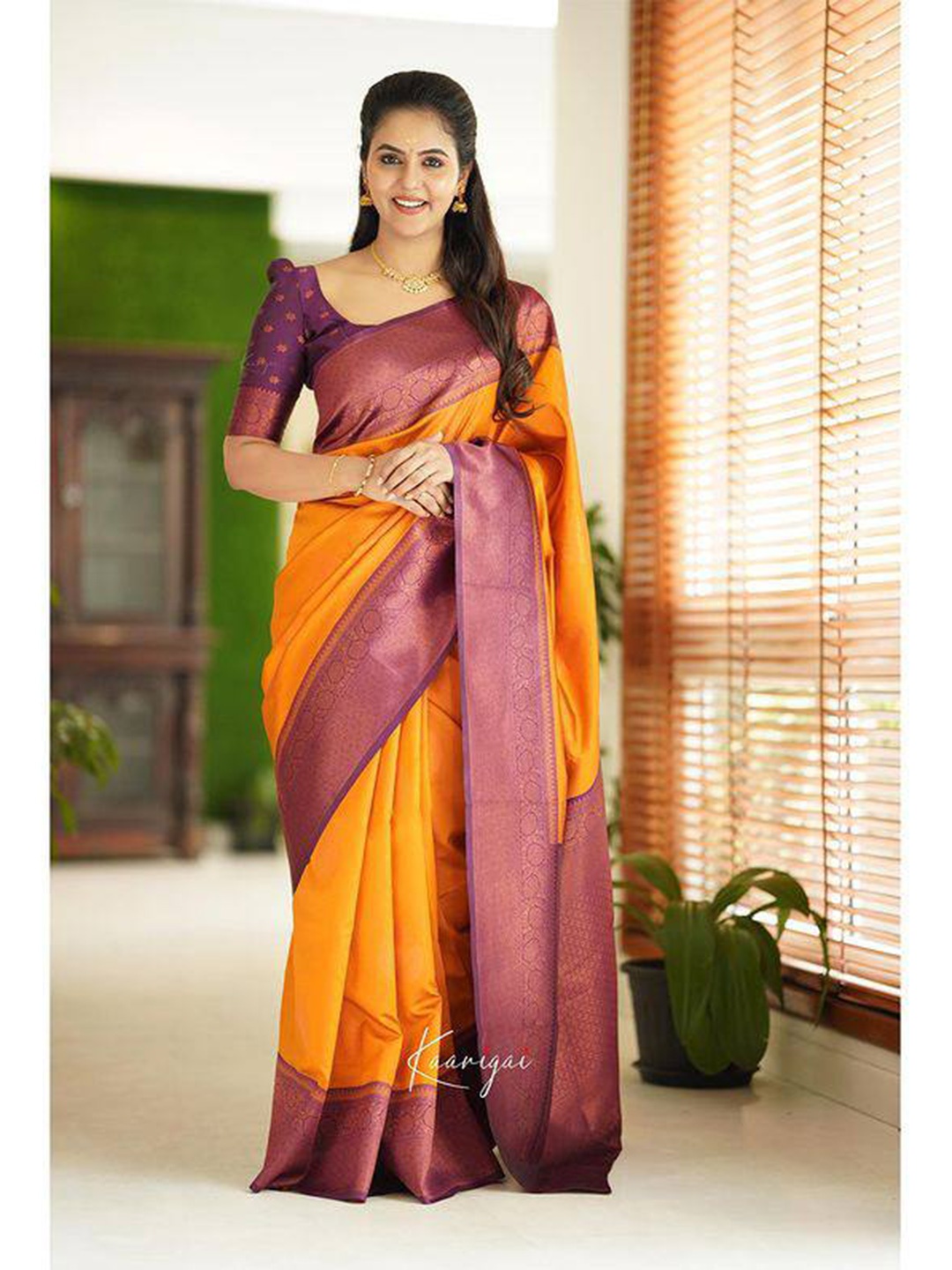 

TIEXA Zari Pure Silk Banarasi Saree, Yellow